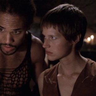 Andromeda: S01E15: Music of a Distant Drum