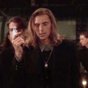 Babylon 5: S05E11: Phoenix Rising