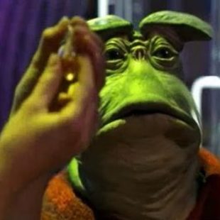 Farscape: S02E11: Look at the Princess Pt.1 (A Kiss is but a Kiss)