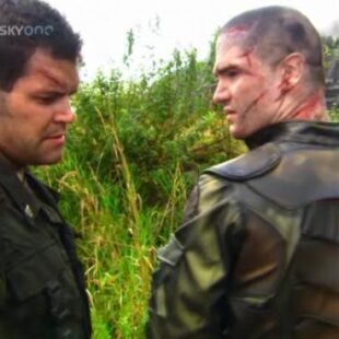 Battlestar Galactica: S01E13: Kobol’s Last Gleaming pt. 2 (Alternate Review)