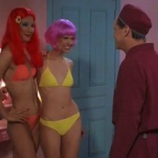 LEXX: S02E05: Lafftrak