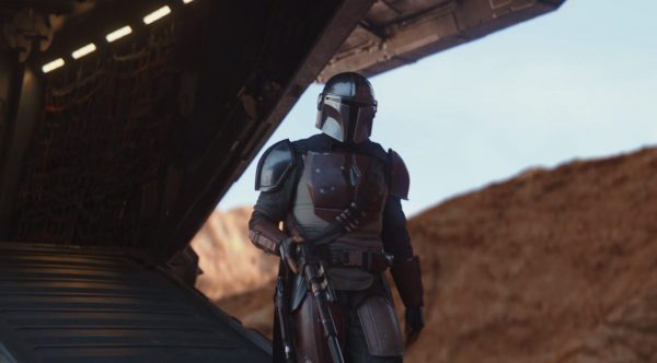 The Mandalorian Series Review S01E03 The Mandalorian walks around a bit - but he looks cool right