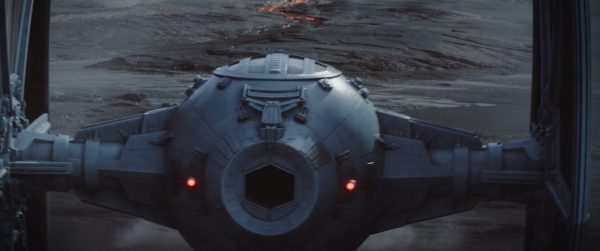 The Mandalorian S01E08 An imperial ship from the last episode