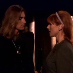 Babylon 5: S05E03: A Paragon of Animals